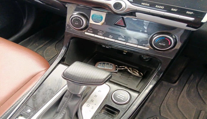 2021 Hyundai ALCAZAR 1.5 SIGNATURE (O) AT 6STR, Diesel, Automatic, 42,497 km, interior