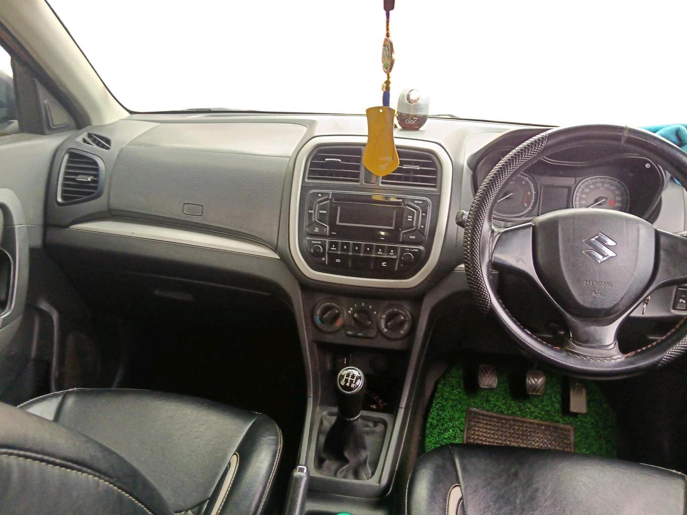 2016 Maruti Vitara Brezza LDI (O), Diesel, Manual, 1,03,506 km, interior