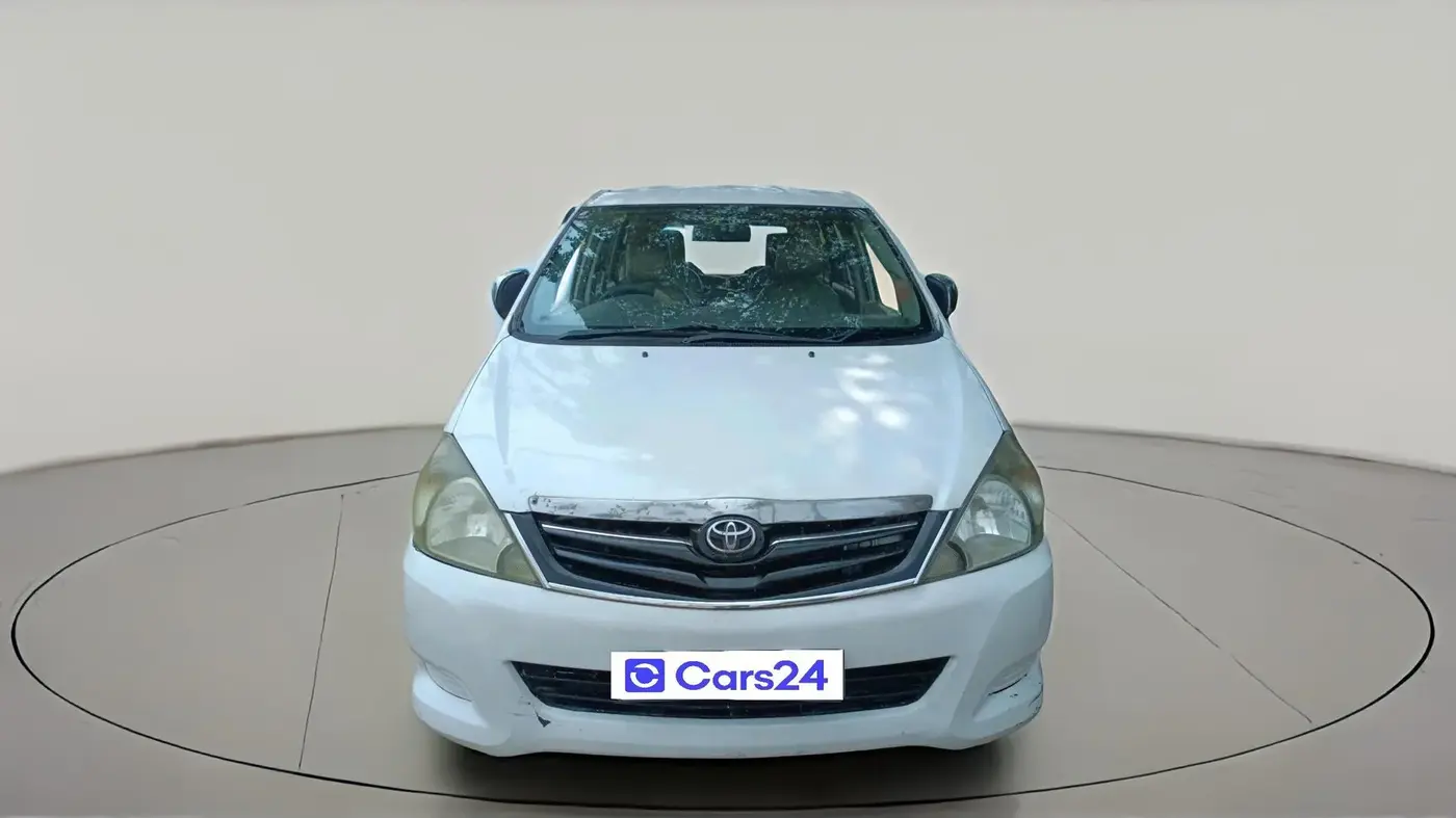 2006 Toyota Innova 2.5 G2, Diesel, Manual, 1,89,866 km, exterior