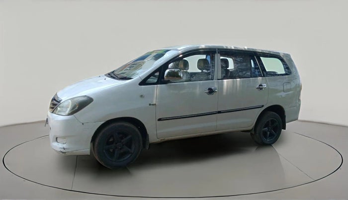 2006 Toyota Innova 2.5 G2, Diesel, Manual, 1,89,866 km, exterior