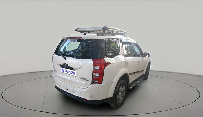 2013 Mahindra XUV500 W8, Diesel, Manual, 2,71,786 km, exterior