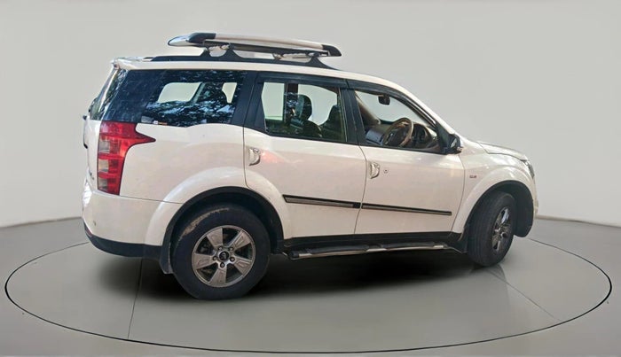 2013 Mahindra XUV500 W8, Diesel, Manual, 2,71,786 km, exterior