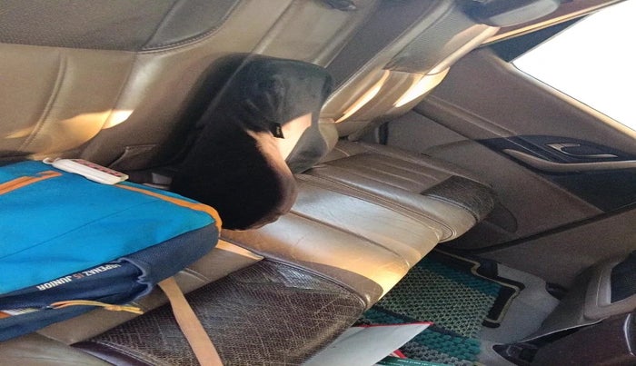 2013 Mahindra XUV500 W8, Diesel, Manual, 2,71,786 km, interior