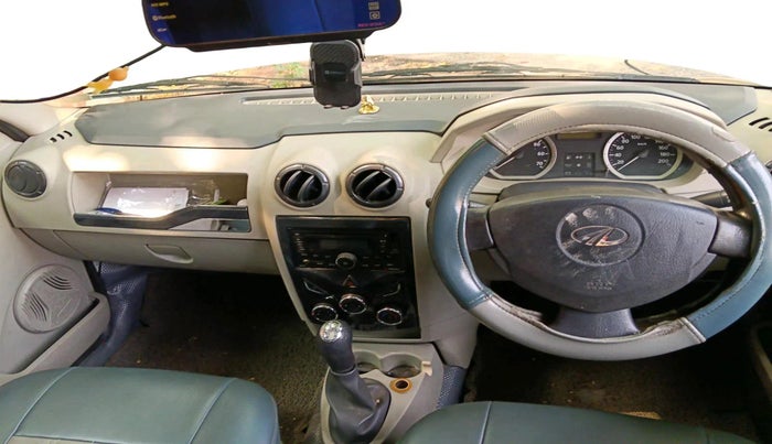 2013 Mahindra Verito 1.5 D4, Diesel, Manual, 1,03,883 km, interior