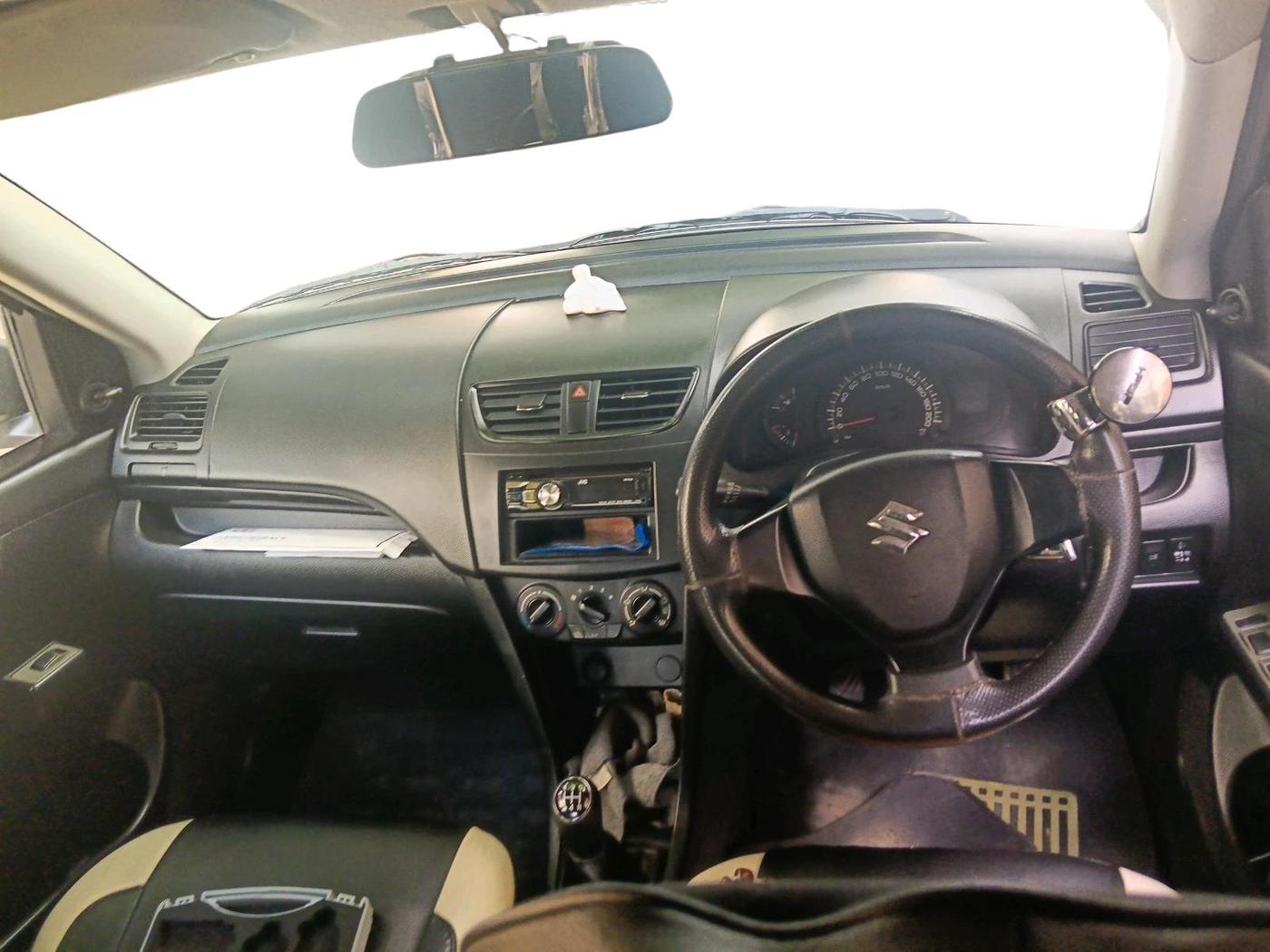 2011 Maruti Swift LDI, Diesel, Manual, 1,81,303 km, interior