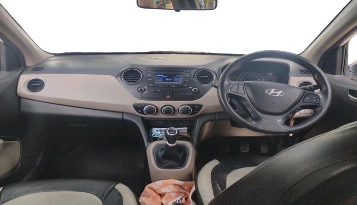 2015 Hyundai Grand i10 SPORTZ 1.2 KAPPA VTVT, Petrol, Manual, 1,35,266 km, interior