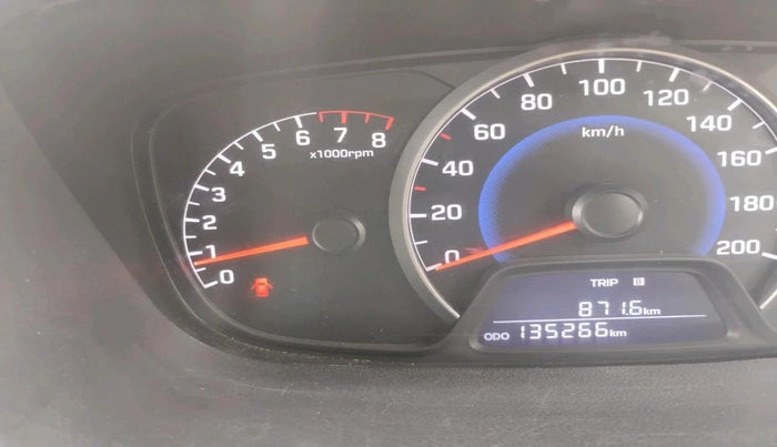 2015 Hyundai Grand i10 SPORTZ 1.2 KAPPA VTVT, Petrol, Manual, 1,35,266 km, interior