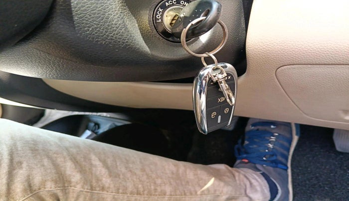 2012 Hyundai Eon ERA + LPG, Petrol, Manual, 1,78,251 km, interior