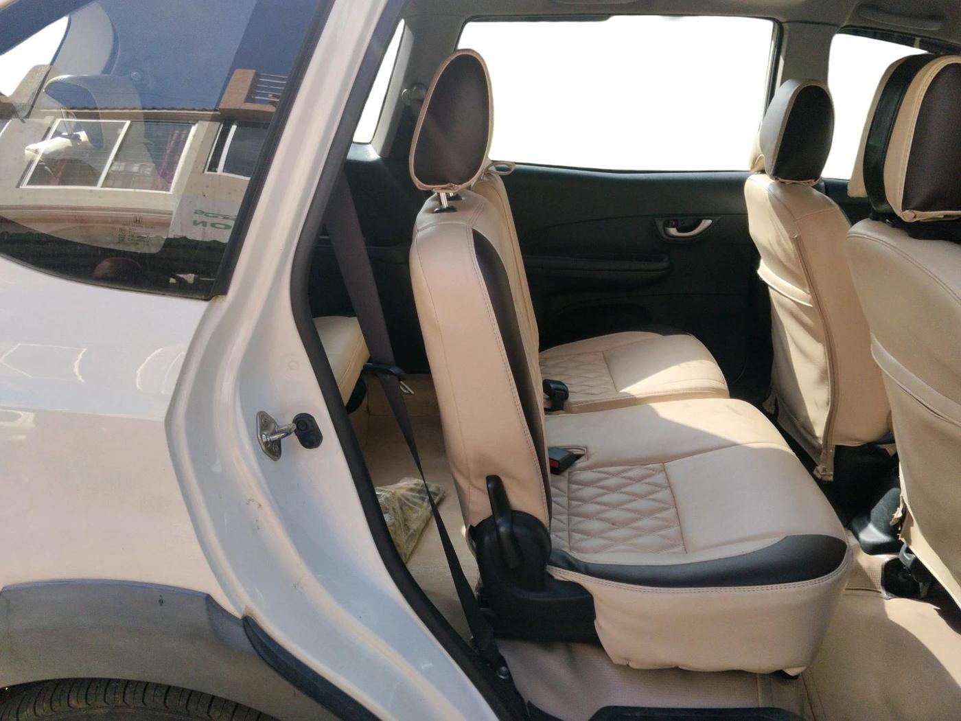 2017 Honda BR-V 1.5L I-VTEC V, CNG, Manual, 75,472 km, interior