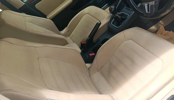 2012 Volkswagen Jetta HIGHLINE TDI, Diesel, Manual, 1,21,336 km, interior