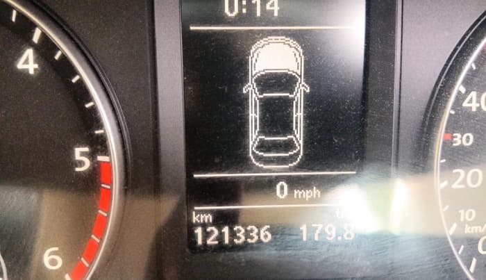 2012 Volkswagen Jetta HIGHLINE TDI, Diesel, Manual, 1,21,336 km, interior