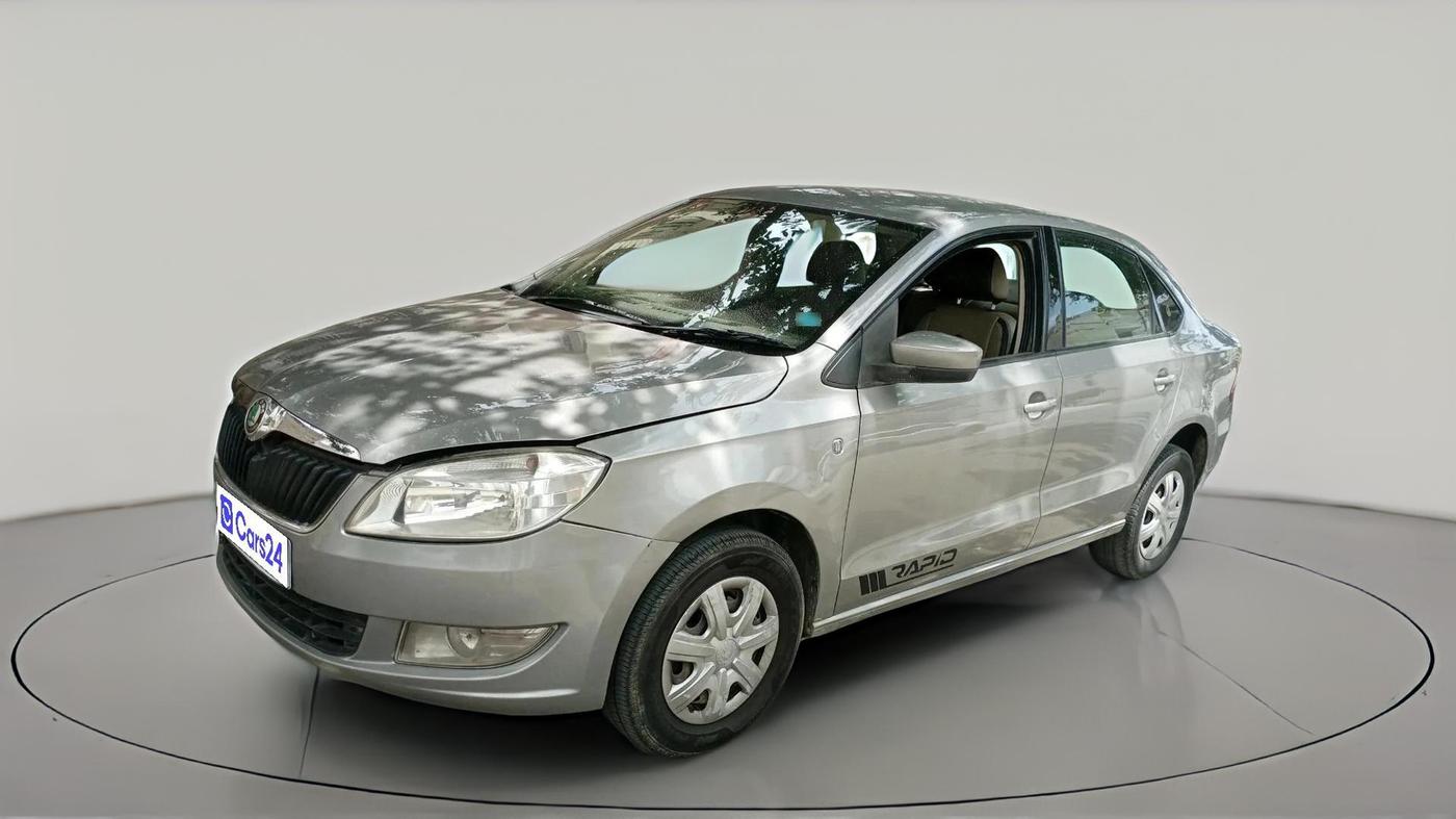 2011 Skoda Rapid AMBITION 1.6 TDI CR MT, Diesel, Manual, 94,425 km, exterior