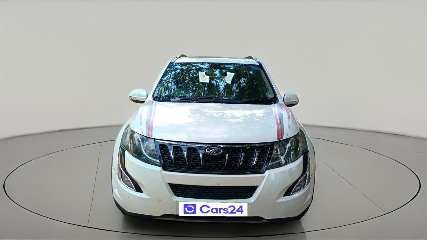 2016 Mahindra XUV500 W10, Diesel, Manual, 1,11,607 km, exterior