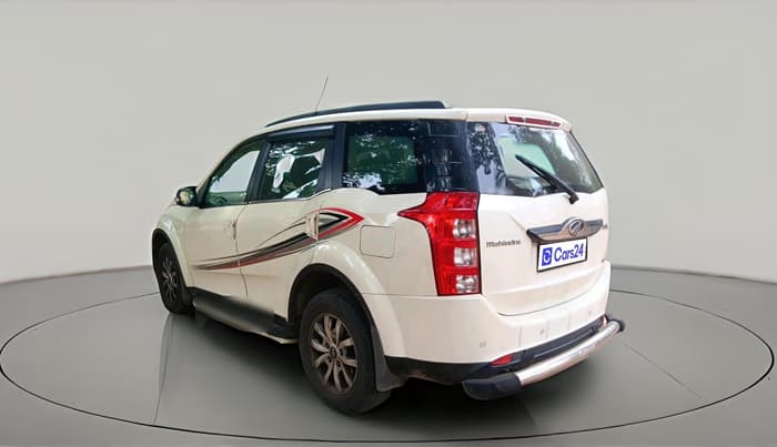 2016 Mahindra XUV500 W10, Diesel, Manual, 1,11,607 km, exterior
