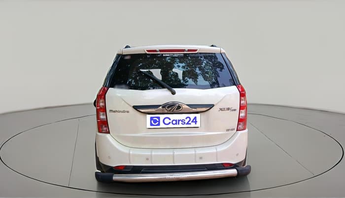 2016 Mahindra XUV500 W10, Diesel, Manual, 1,11,607 km, exterior