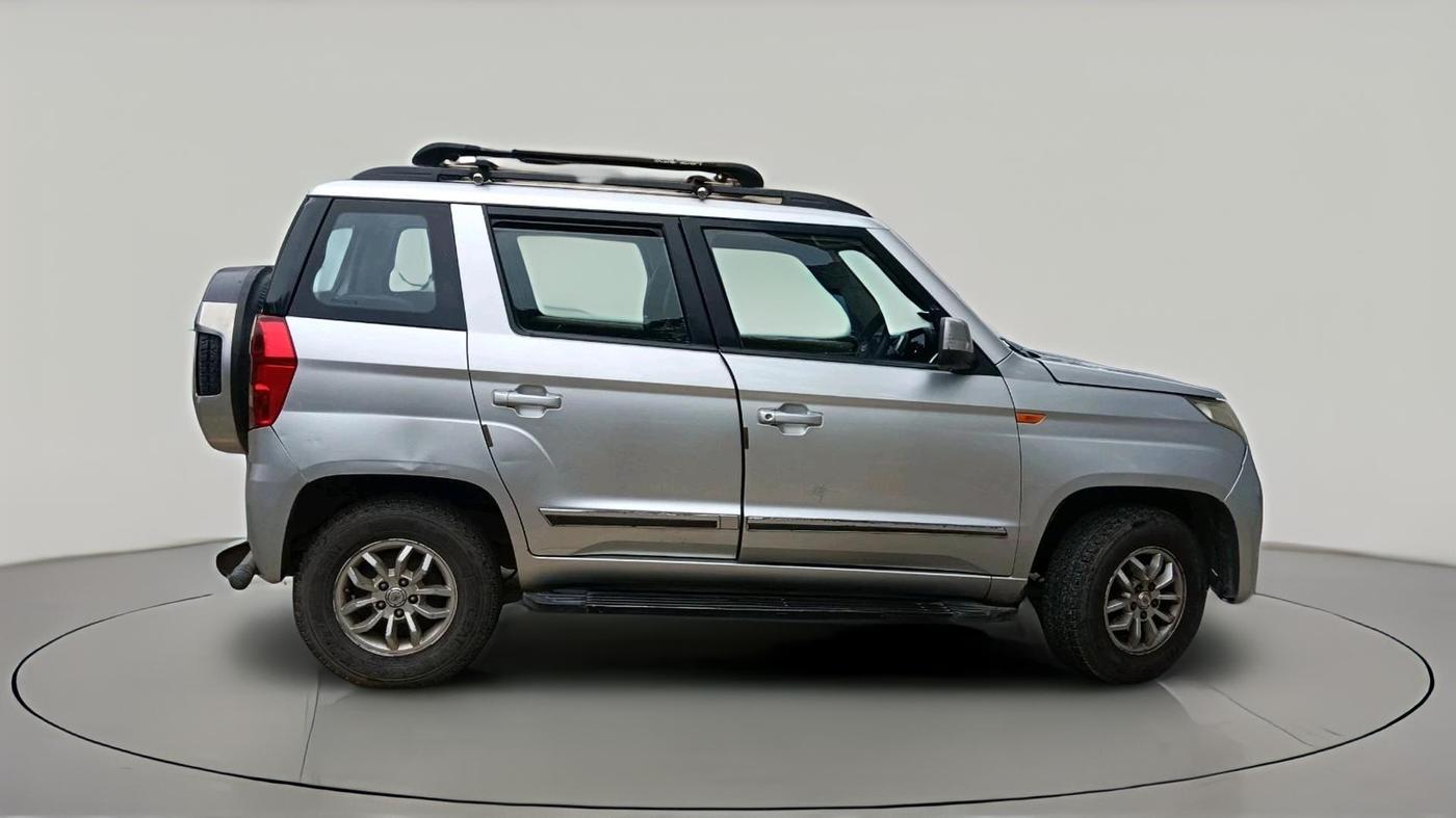 2016 Mahindra TUV300 T8, Diesel, Manual, 1,29,170 km, exterior