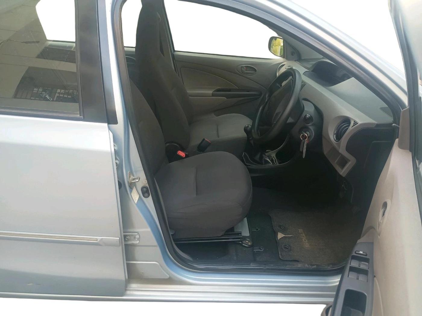 2011 Toyota Etios G, Petrol, Manual, 29,030 km, interior