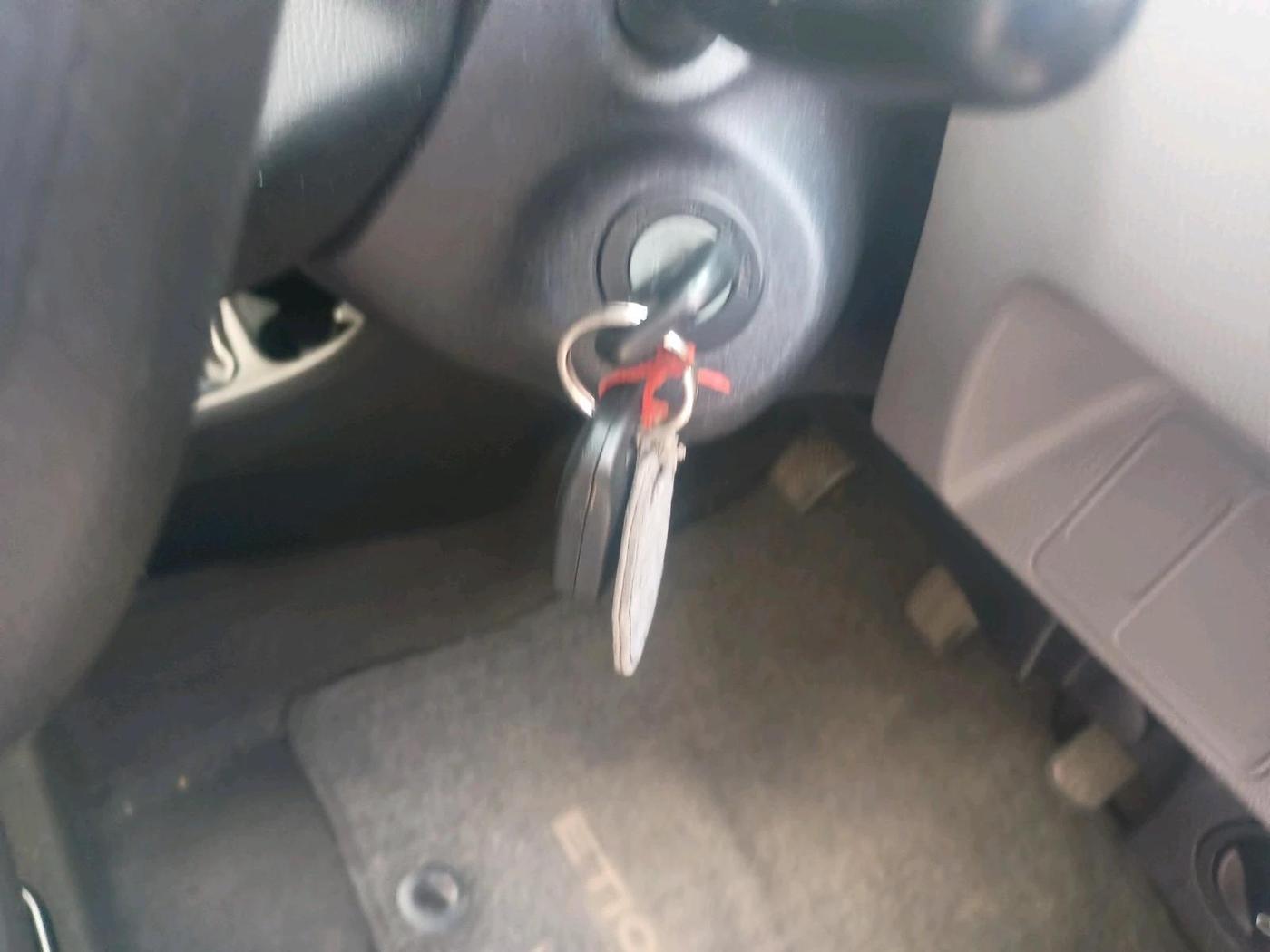 2011 Toyota Etios G, Petrol, Manual, 29,030 km, interior