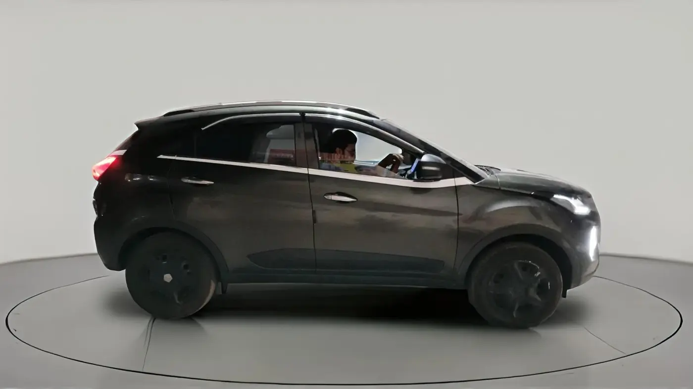 2021 Tata NEXON XMA SUNROOF PETROL, Petrol, Automatic, 22,112 km, exterior