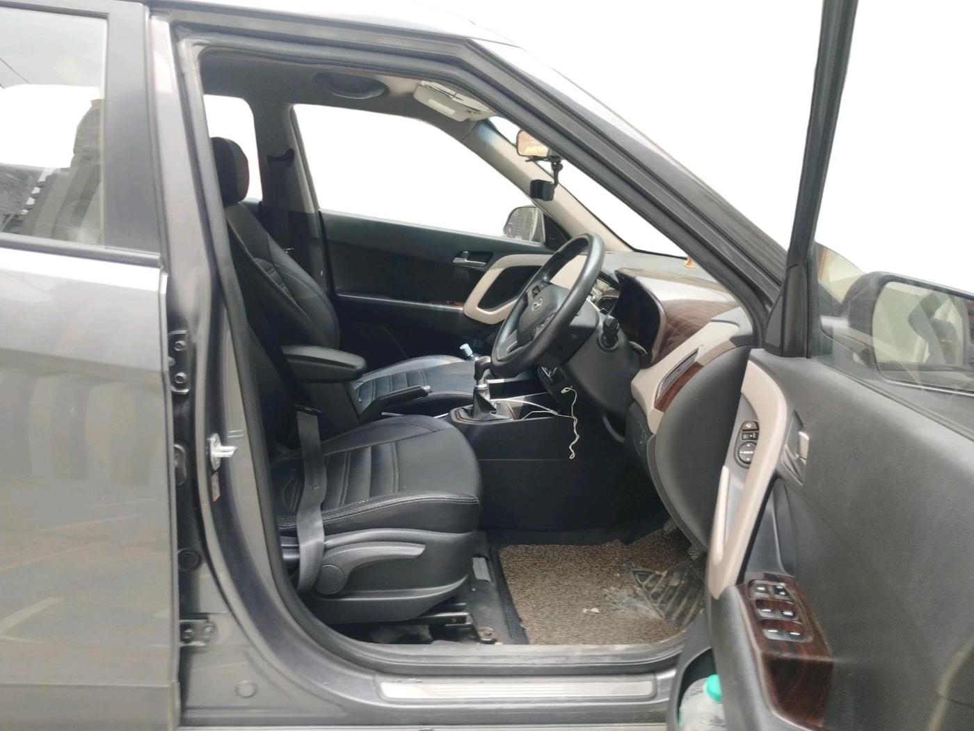 2016 Hyundai Creta SX PLUS 1.6 PETROL, Petrol, Manual, 86,497 km, interior