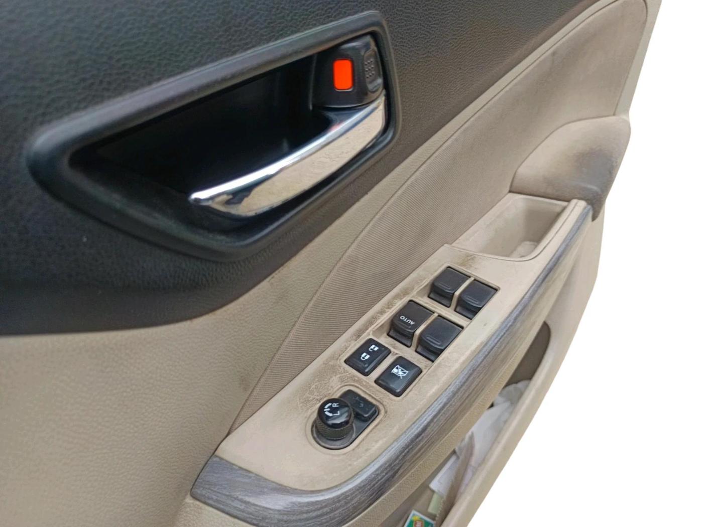 2022 Maruti Dzire ZXI CNG, CNG, Manual, 84,574 km, interior