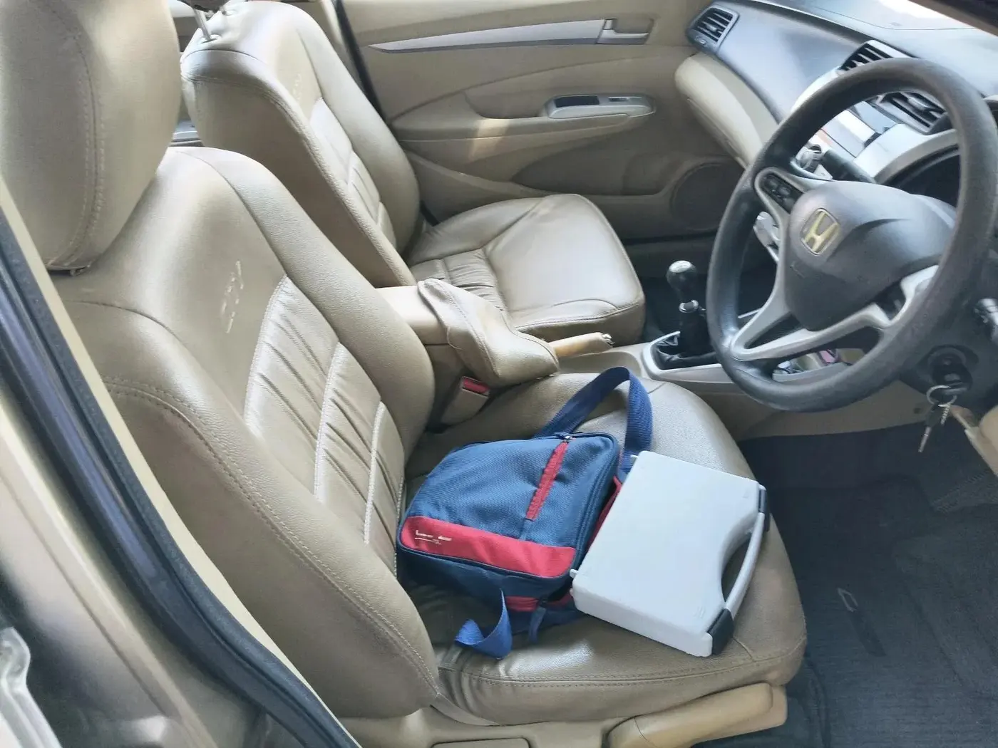 2011 Honda City 1.5L I-VTEC V MT, Petrol, Manual, 85,678 km, interior