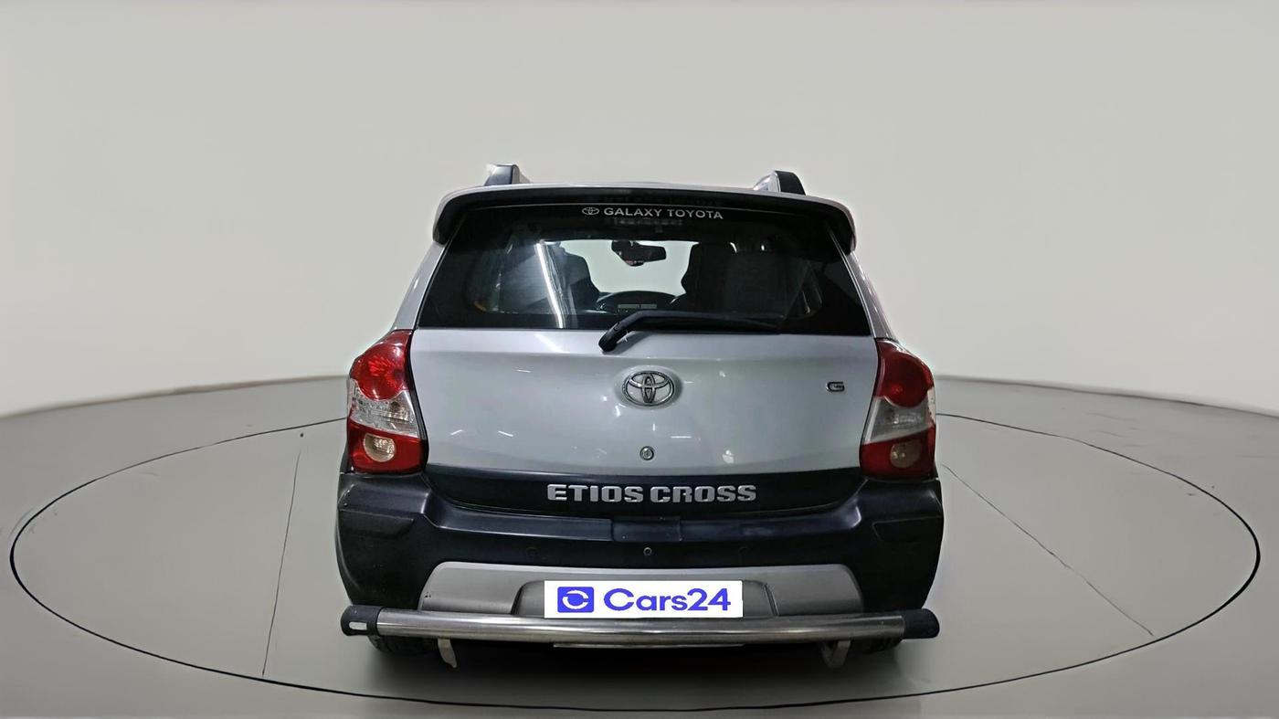 2016 Toyota Etios CROSS 1.2 G, Petrol, Manual, 54,688 km, exterior