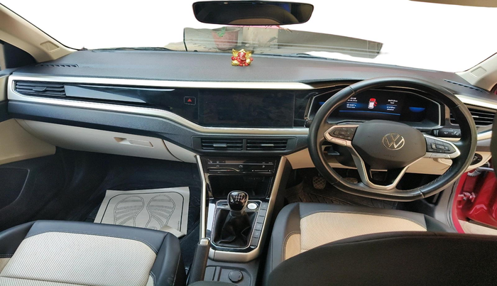 2022 Volkswagen VIRTUS TOPLINE TSI 1.0 MT, Petrol, Manual, 34,712 km, interior