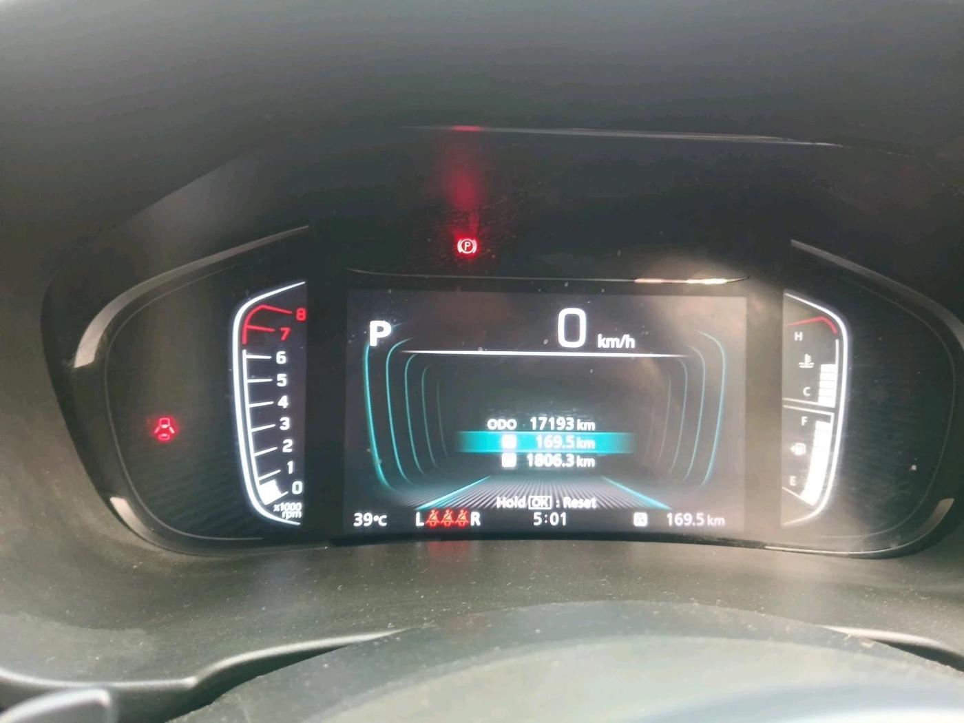 2025 Maruti Grand Vitara ZETA SMART HYBRID AT, Petrol, Automatic, 17,193 km, interior