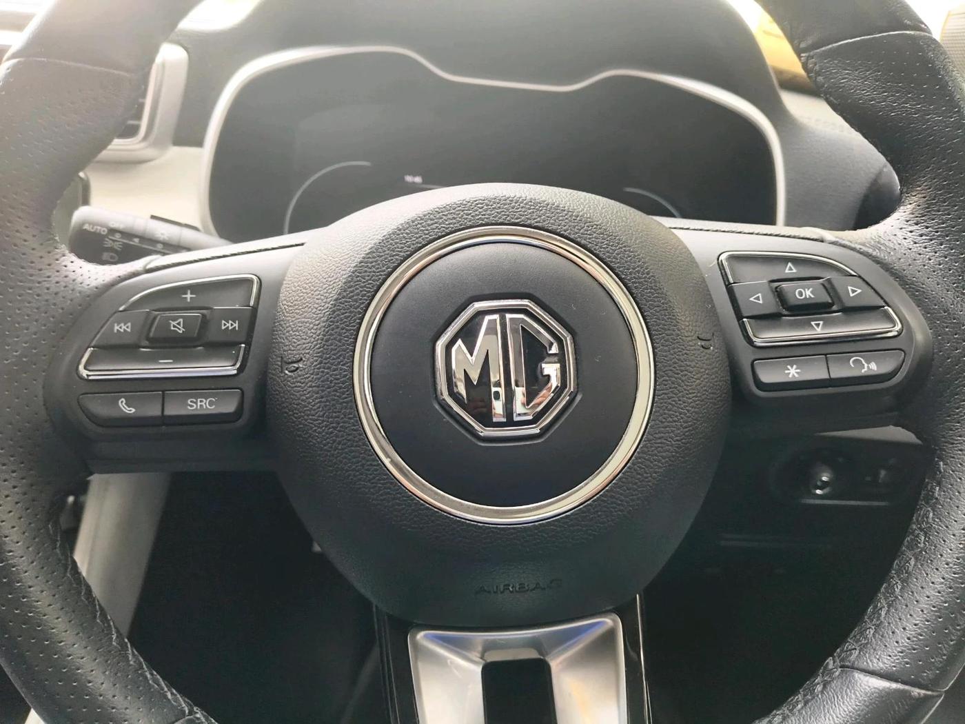 2023 MG ASTOR SMART 1.5 CVT, Petrol, Automatic, 35,273 km, interior