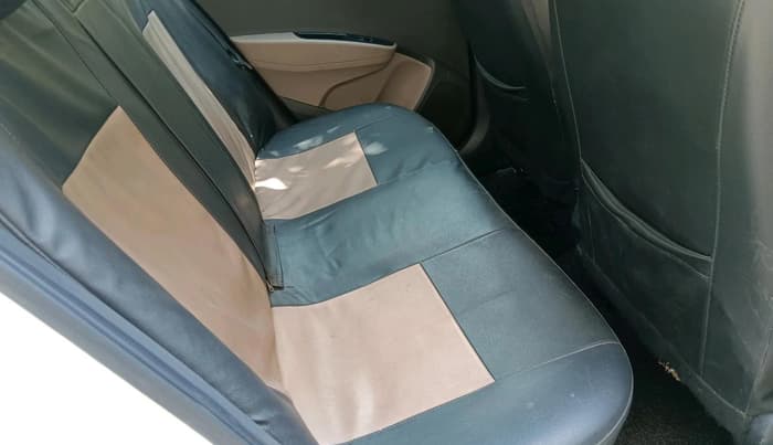 2016 Hyundai Xcent S 1.2, Petrol, Manual, 2,06,500 km, interior