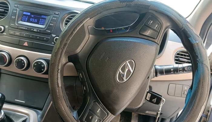 2016 Hyundai Xcent S 1.2, Petrol, Manual, 2,06,500 km, interior