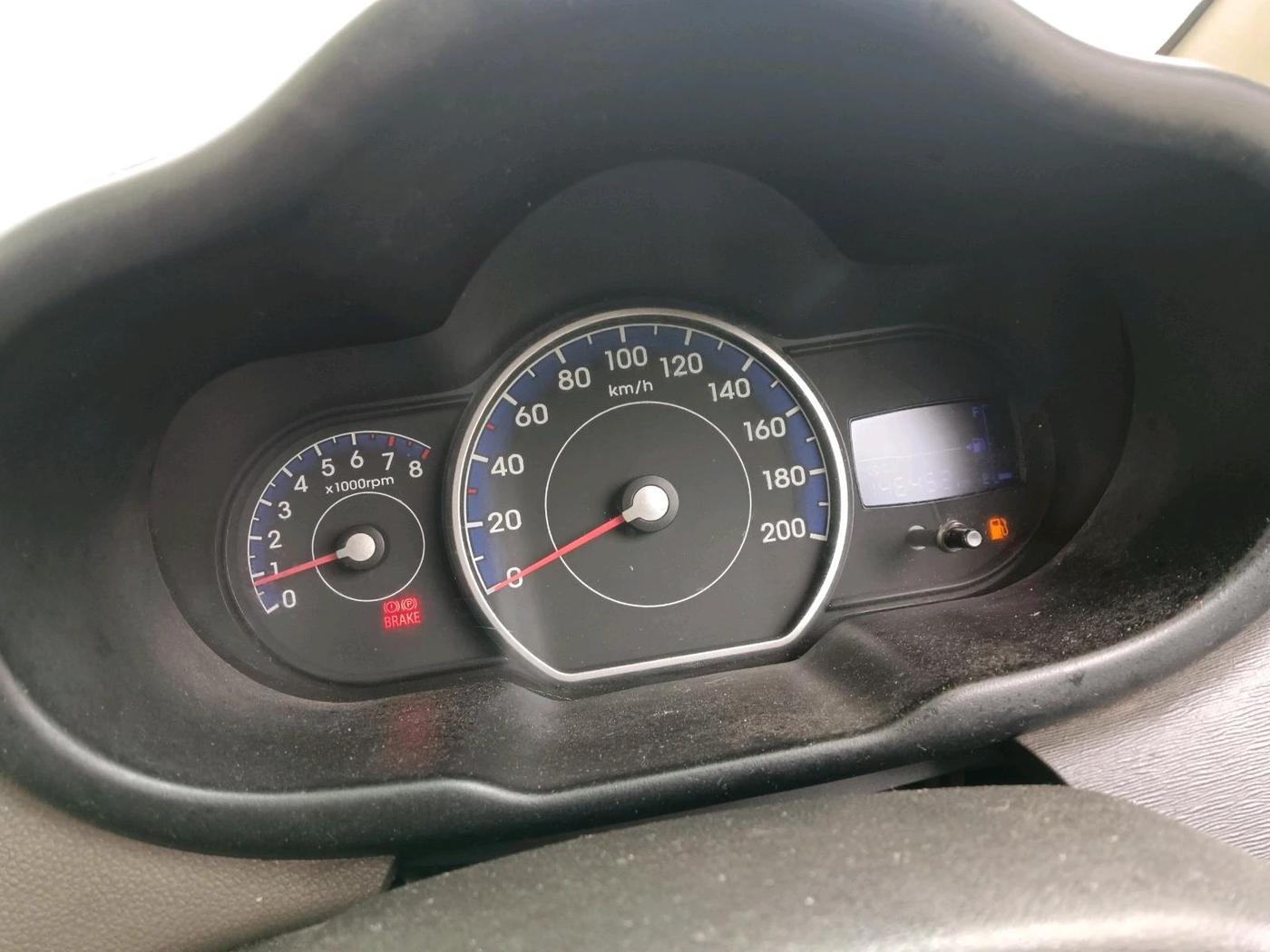 2011 Hyundai i10 MAGNA 1.2, Petrol, Manual, 1,46,452 km, interior