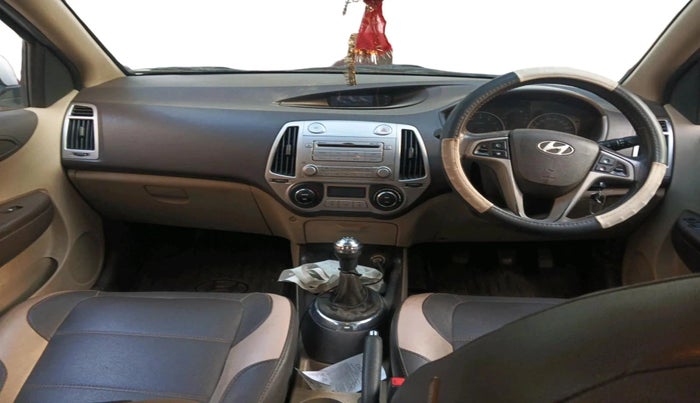 2011 Hyundai i20 SPORTZ 1.2, Petrol, Manual, 83,284 km, interior