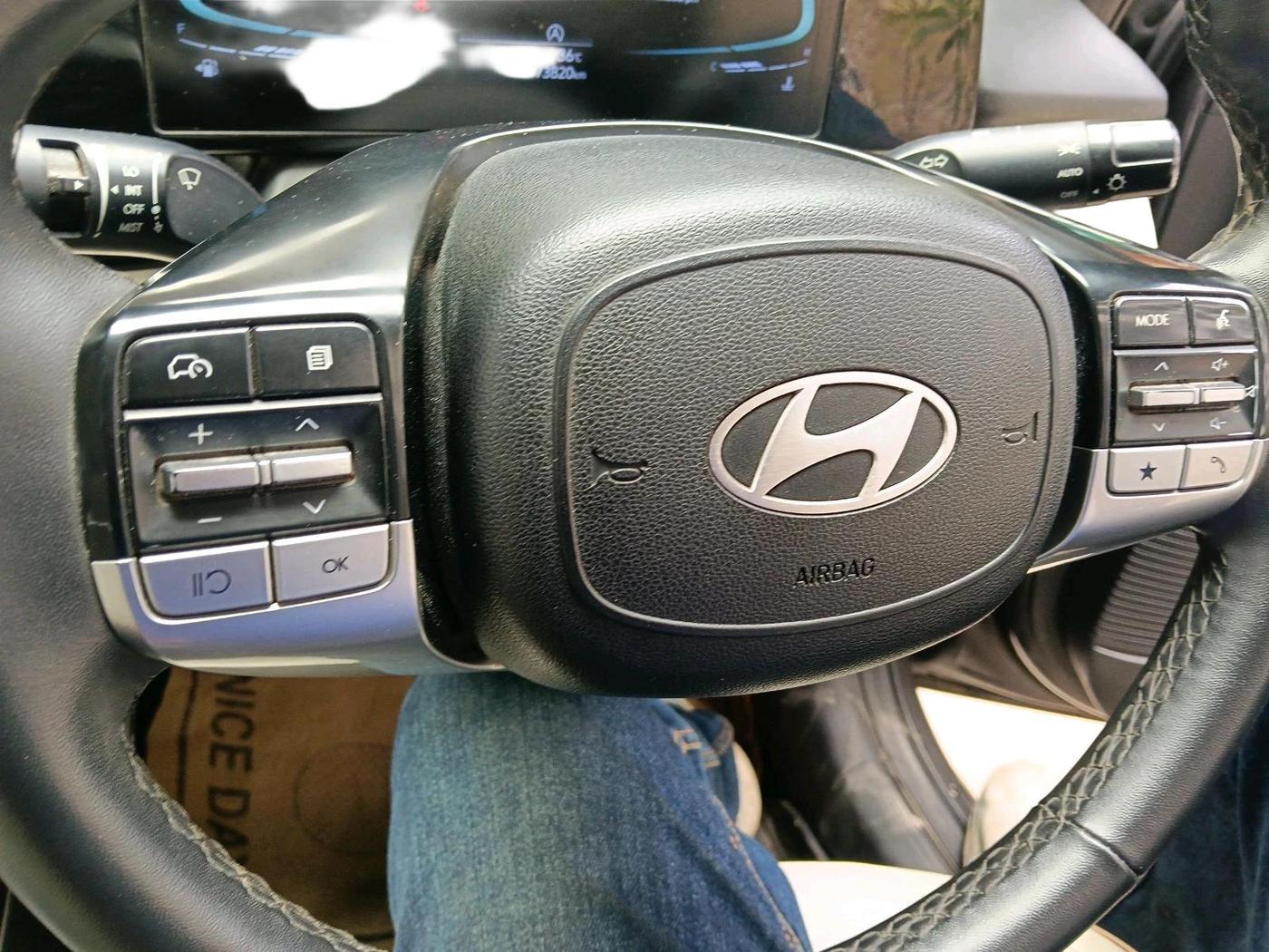 2023 Hyundai Verna SX (O)1.5 VTVT, Petrol, Manual, 73,820 km, interior