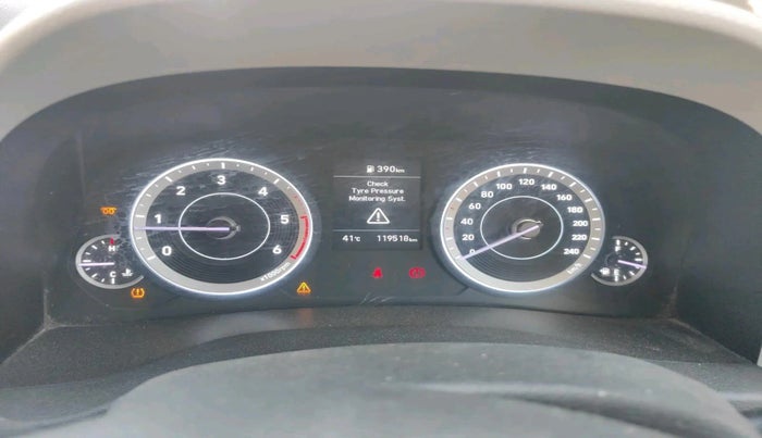 2022 Hyundai Creta EX 1.5 DIESEL, Diesel, Manual, 1,19,518 km, interior