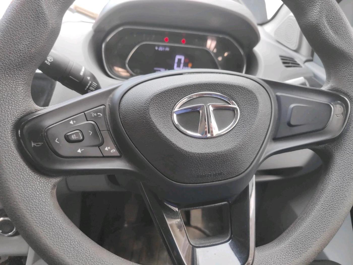 2021 Tata TIGOR XZ PETROL, Petrol, Manual, 42,375 km, interior