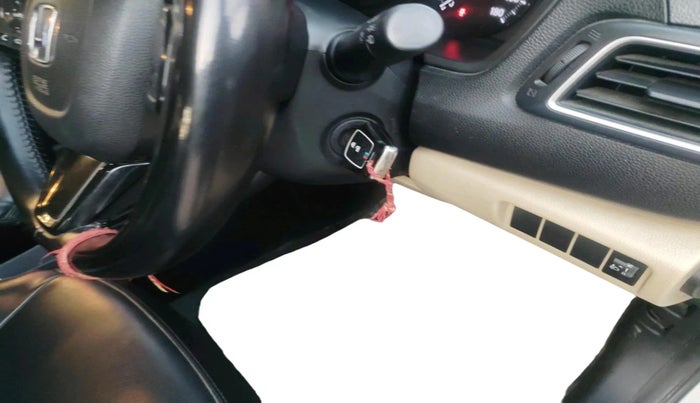 2021 Honda Amaze 1.2L I-VTEC S, Petrol, Manual, 57,569 km, interior