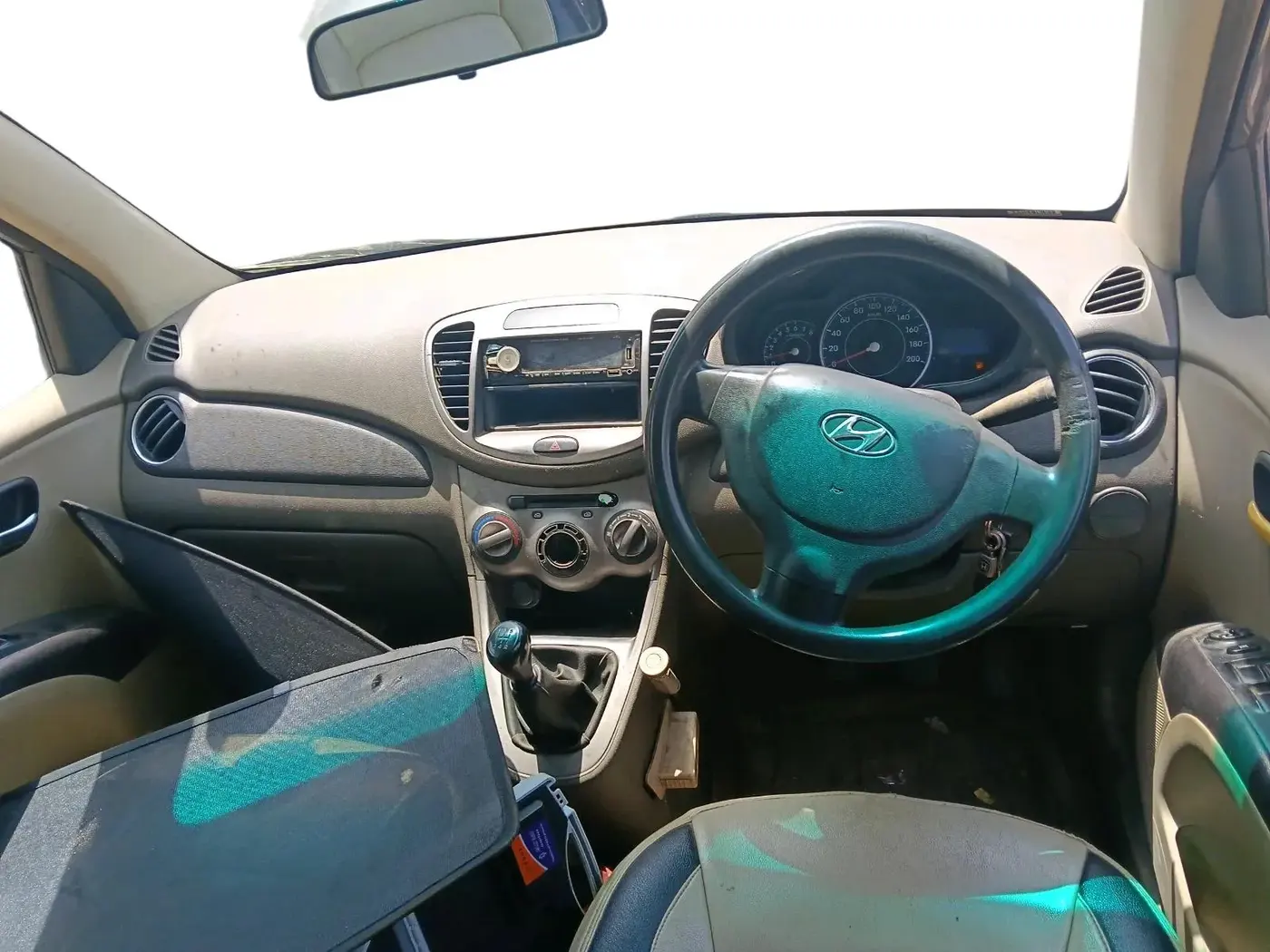 2012 Hyundai i10 MAGNA 1.2, Petrol, Manual, 76,232 km, interior