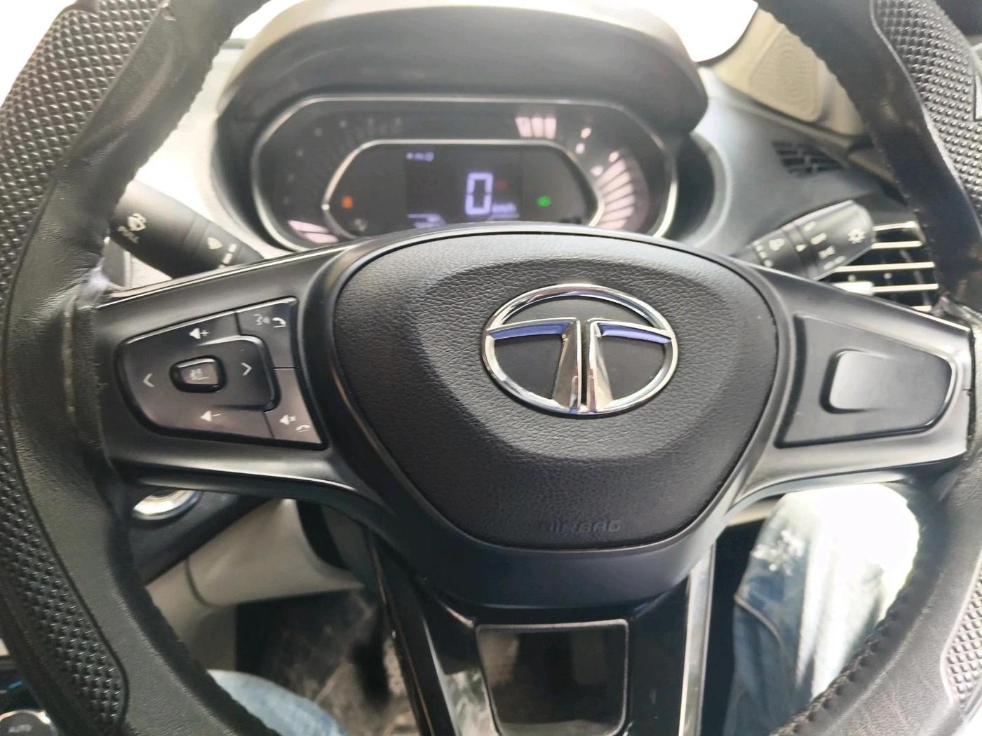 2022 Tata TIGOR XZ PLUS CNG, CNG, Manual, 72,257 km, interior