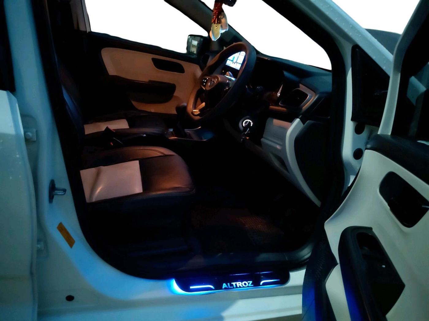 2022 Tata ALTROZ XE PLUS PETROL, Petrol, Manual, 85,844 km, interior