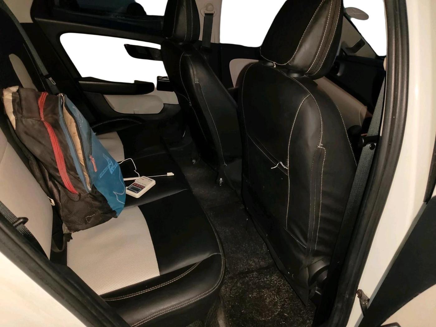 2022 Tata ALTROZ XE PLUS PETROL, Petrol, Manual, 85,844 km, interior