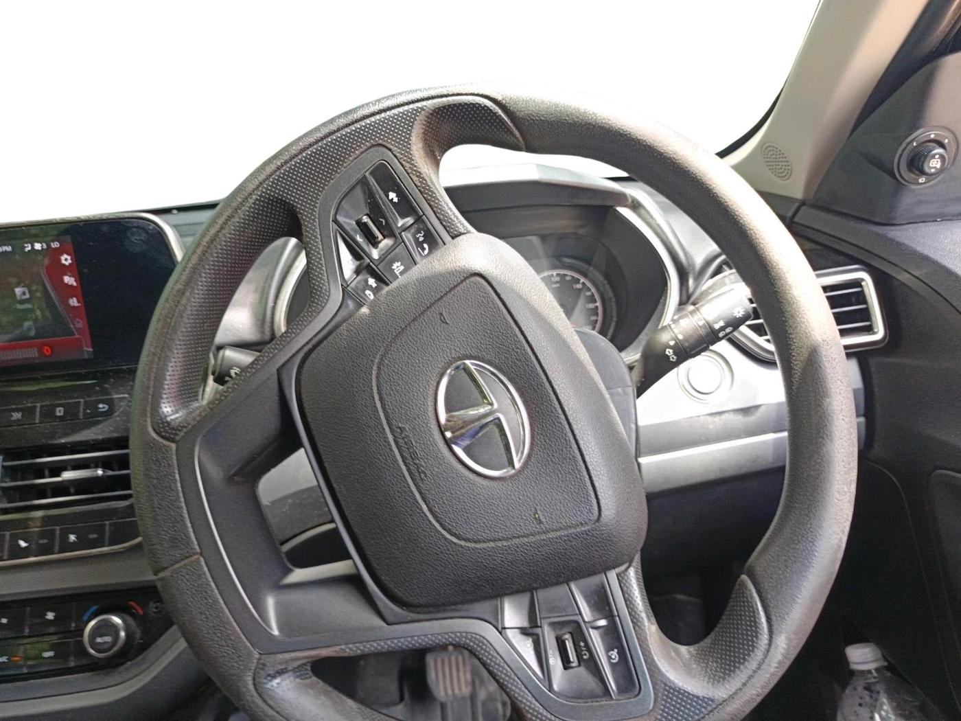 2021 Tata Harrier XT PLUS 2.0L KRYOTEC, Diesel, Manual, 1,26,964 km, interior