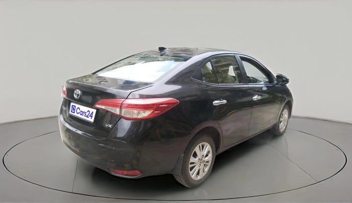 2018 Toyota YARIS VX CVT, Petrol, Automatic, 76,222 km, exterior