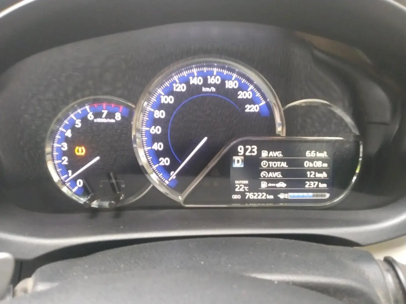 2018 Toyota YARIS VX CVT, Petrol, Automatic, 76,222 km, interior