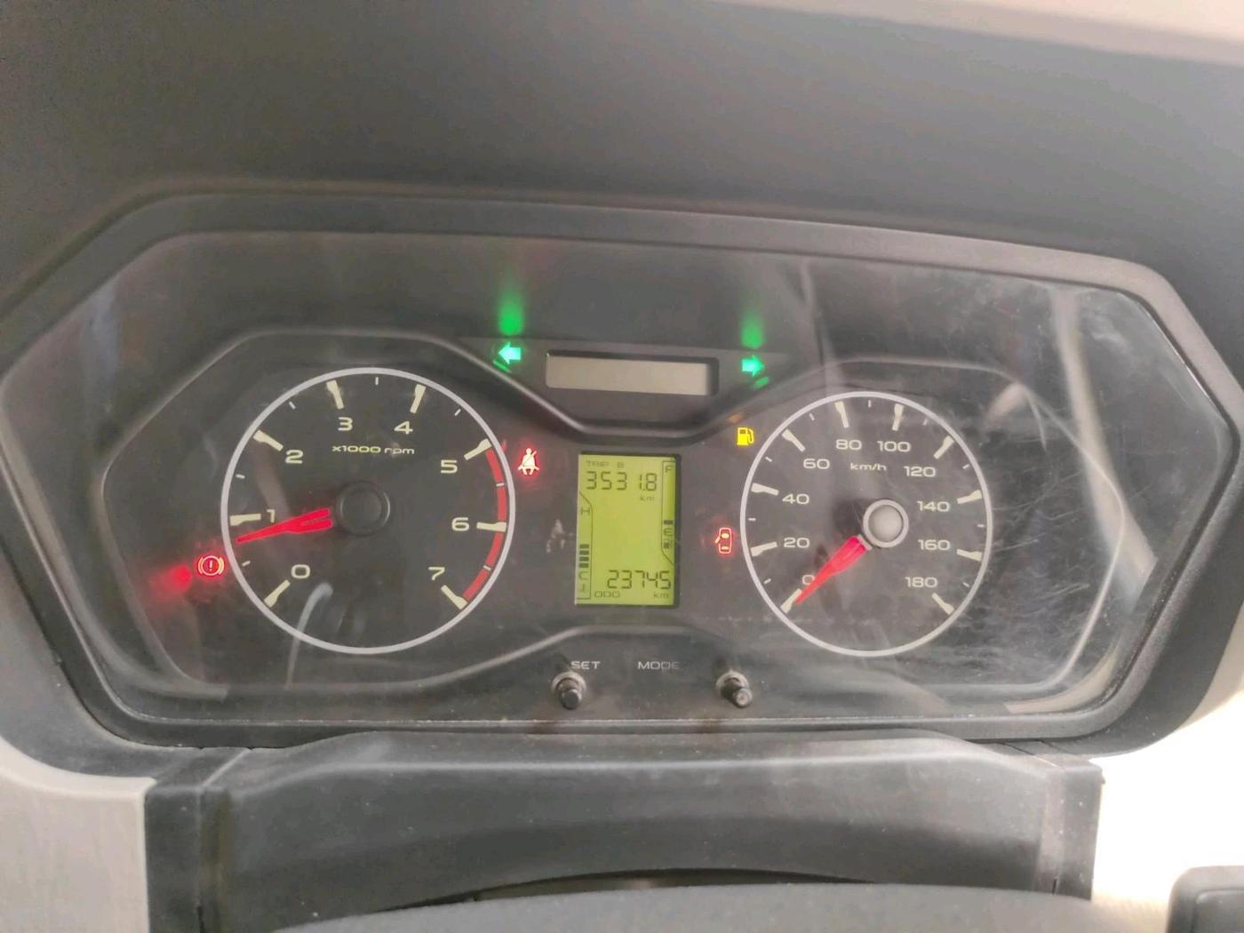 2025 Mahindra SCORPIO CLASSIC S 7STR, Diesel, Manual, 23,745 km, interior