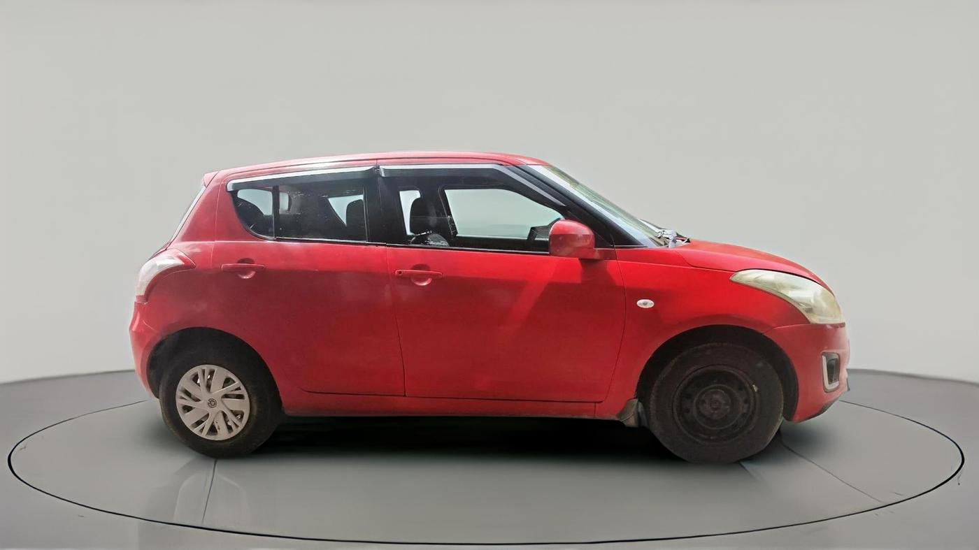 2016 Maruti Swift LXI (O), CNG, Manual, 1,67,376 km, exterior