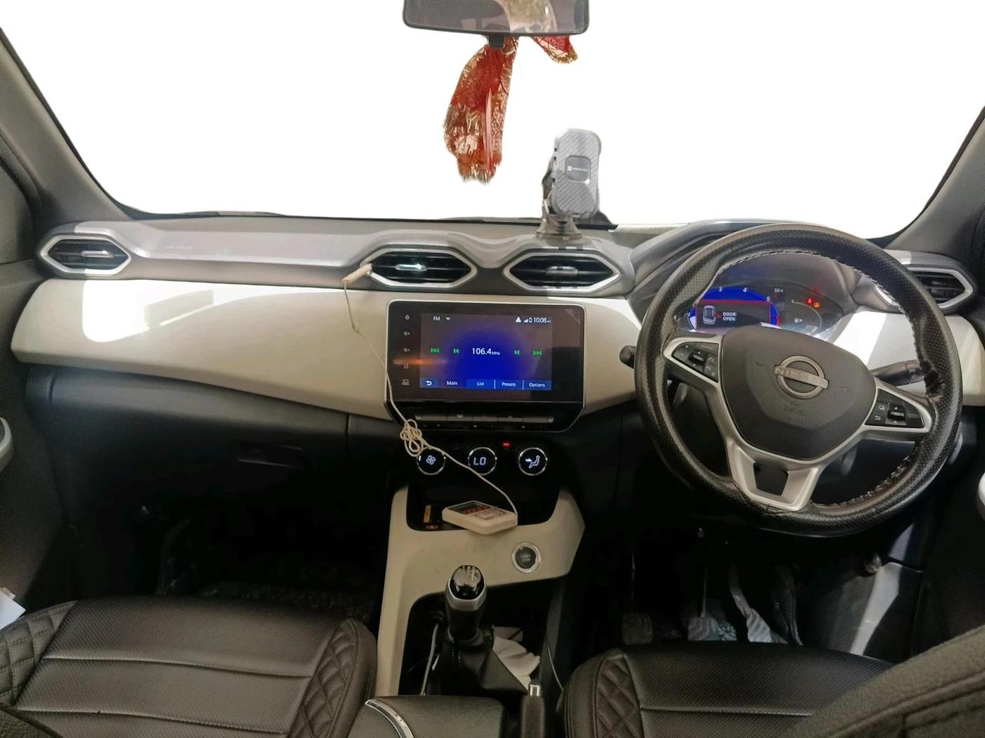 2023 Nissan MAGNITE XV TURBO, Petrol, Manual, 52,906 km, interior