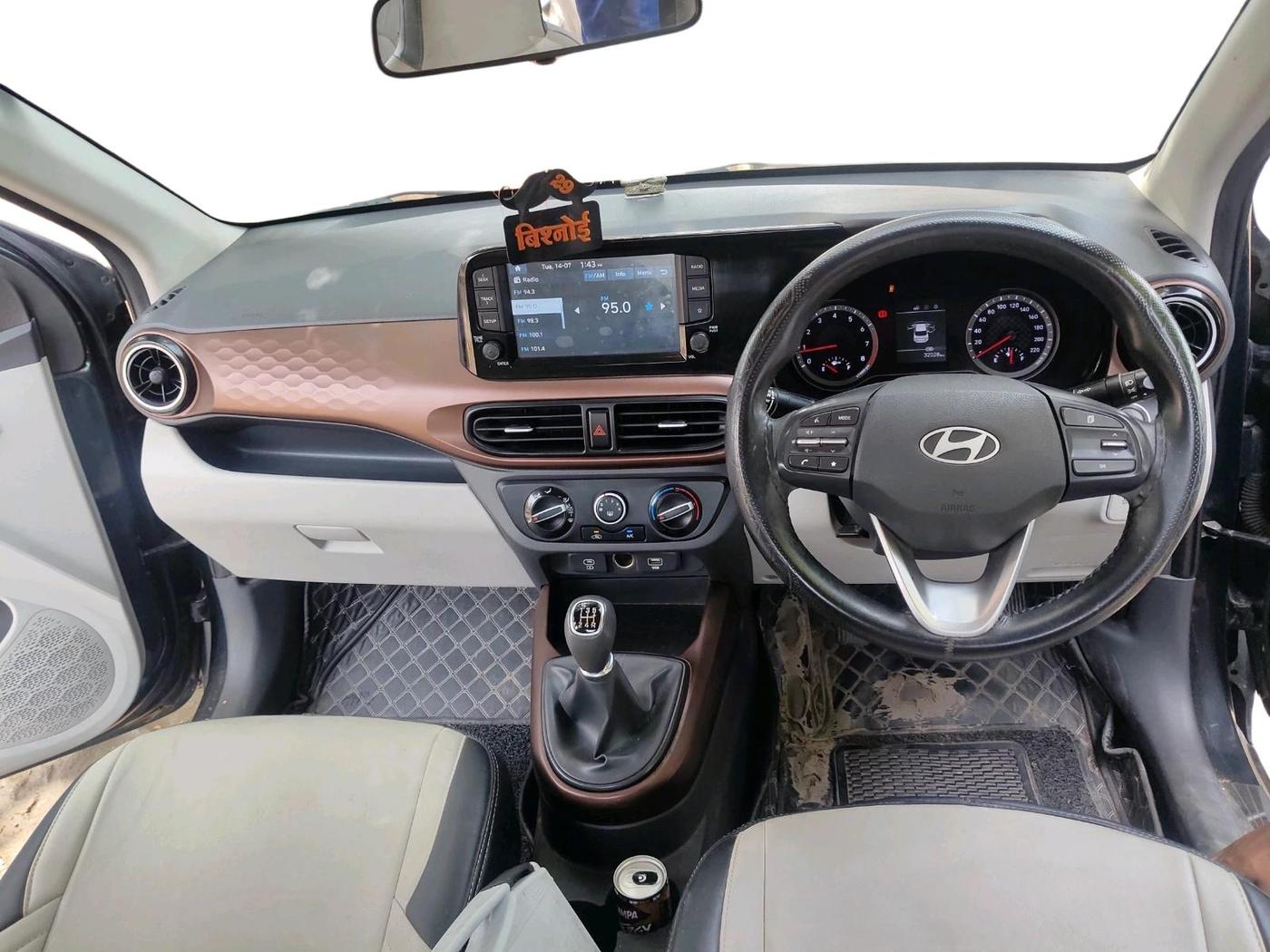2024 Hyundai AURA SX 1.2 CNG, CNG, Manual, 32,028 km, interior
