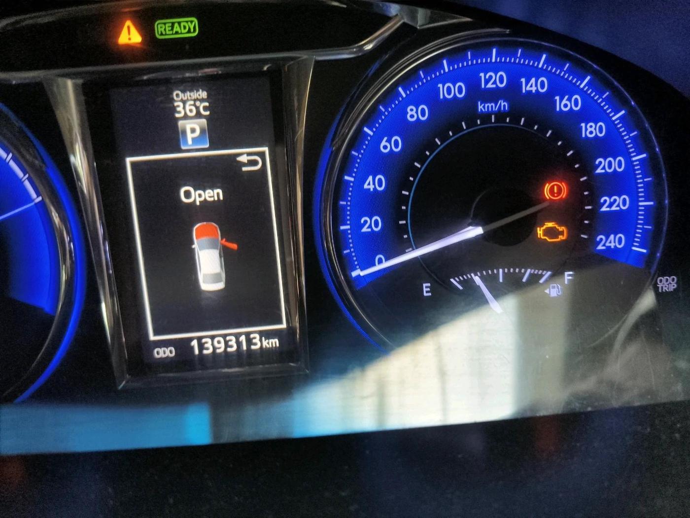 2015 Toyota Camry HYBRID, Hybrid, Automatic, 1,39,313 km, interior